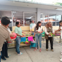 Celebró el Club Naucalpan el Día de Reyes con niñas y niños del CAM-18